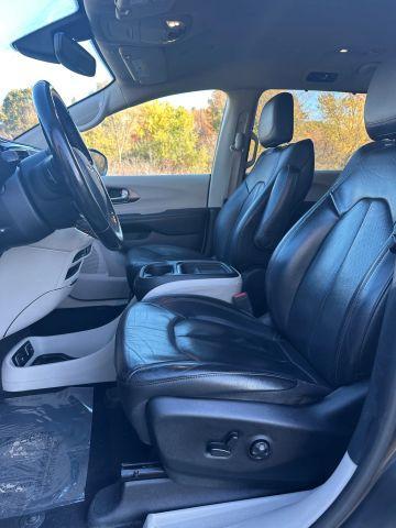 used 2020 Chrysler Pacifica car, priced at $17,995