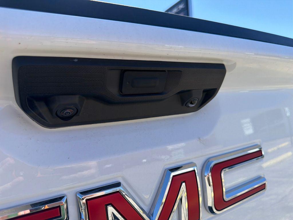 new 2026 GMC Sierra 1500 car, priced at $51,880