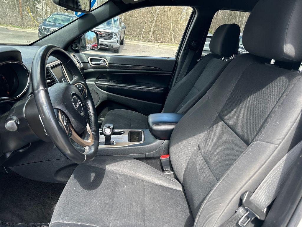 used 2015 Jeep Grand Cherokee car, priced at $9,235