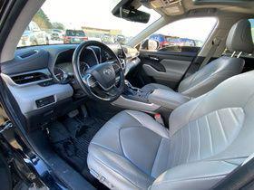 used 2022 Toyota Highlander car, priced at $34,994