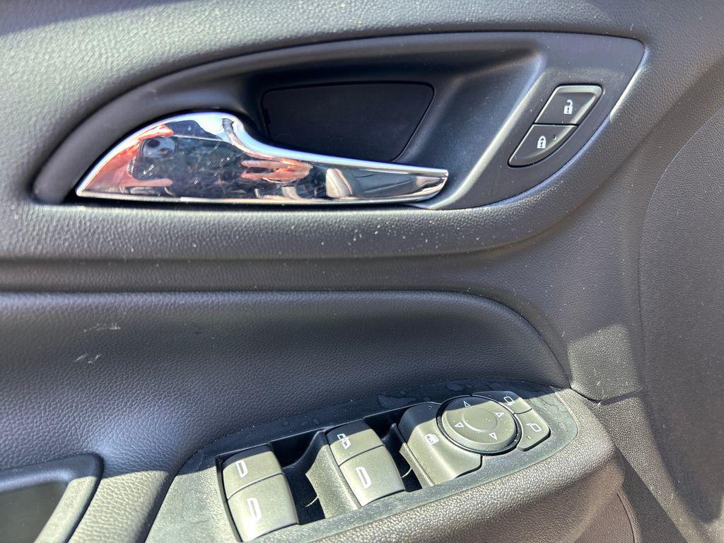 used 2018 Chevrolet Equinox car, priced at $12,799