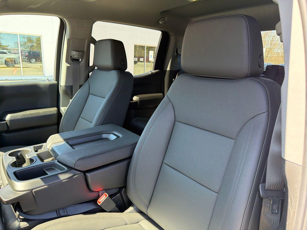 new 2026 GMC Sierra 1500 car, priced at $52,158