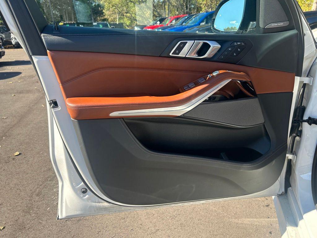 used 2023 BMW X7 car, priced at $68,275