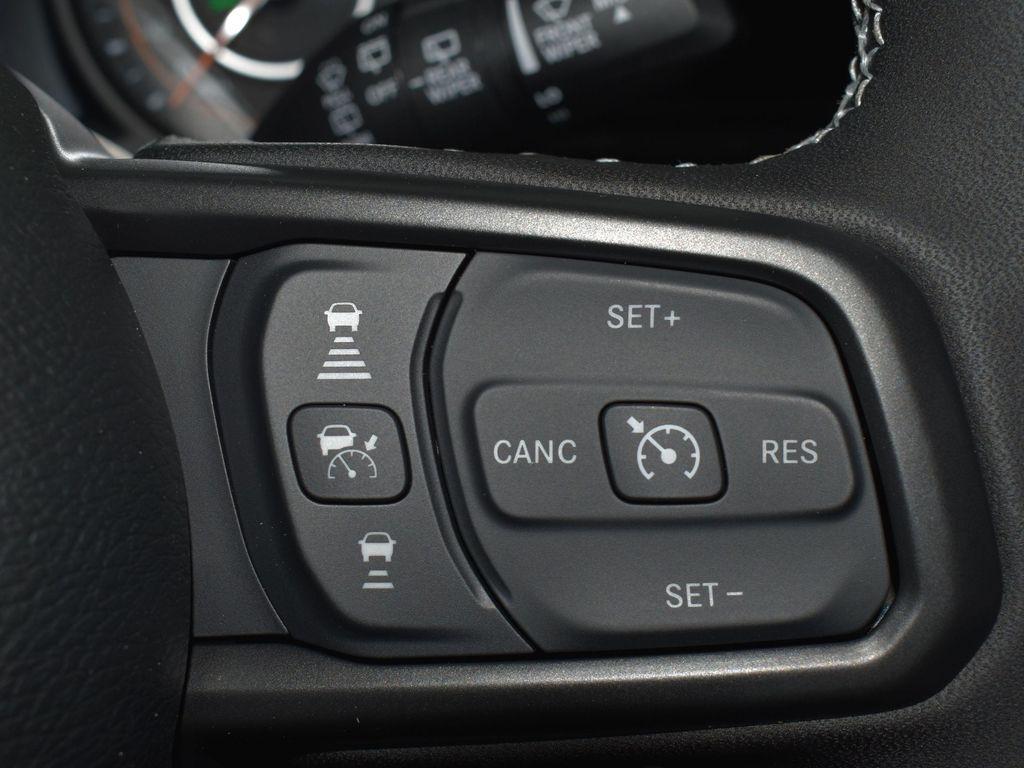 new 2025 Jeep Wrangler car, priced at $48,343