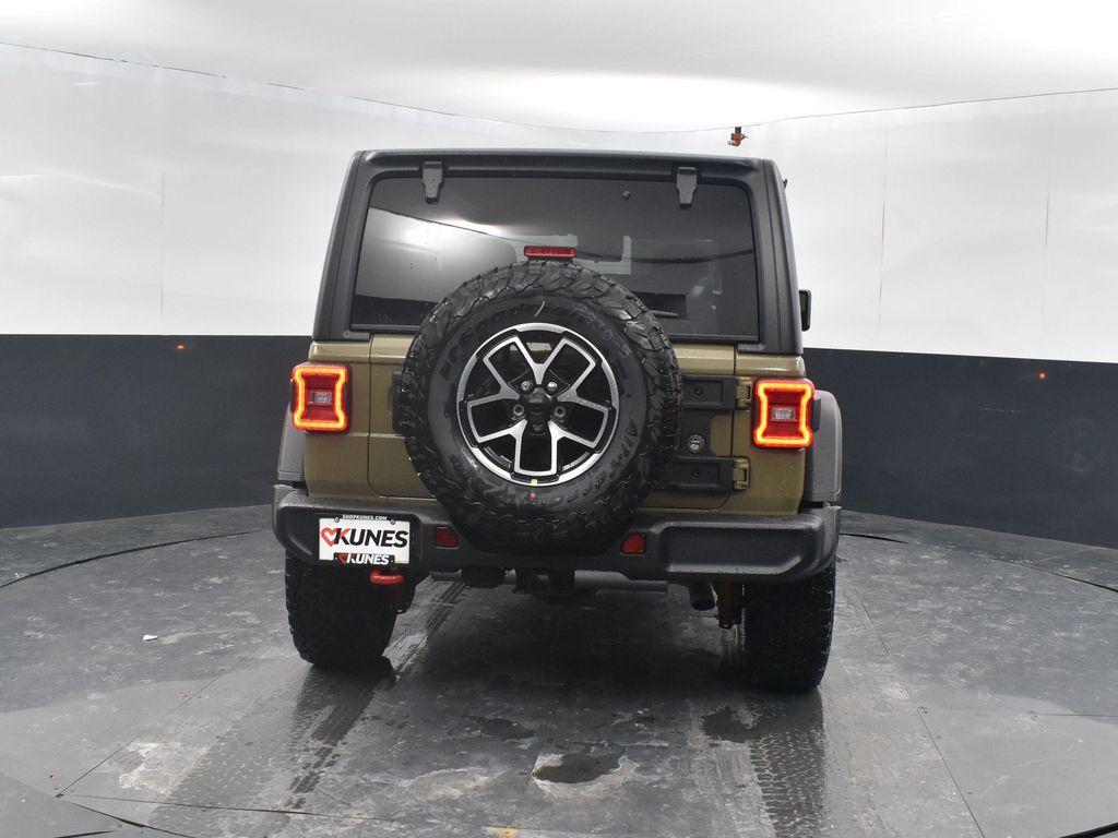 new 2025 Jeep Wrangler car, priced at $48,343