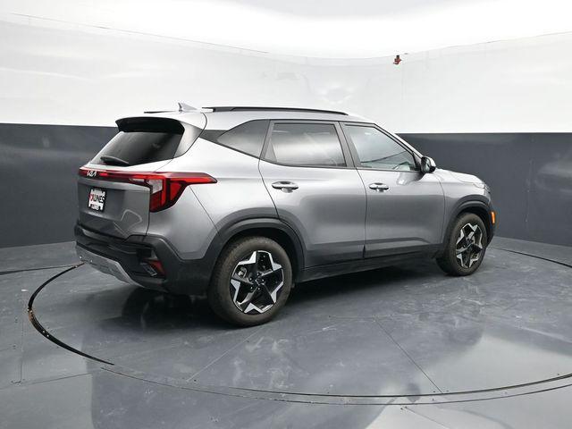 used 2025 Kia Seltos car, priced at $22,064