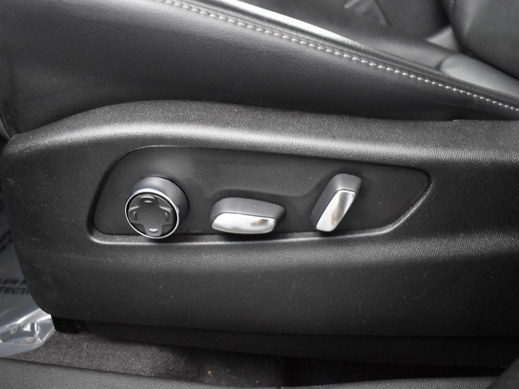 used 2024 Cadillac XT4 car, priced at $28,432