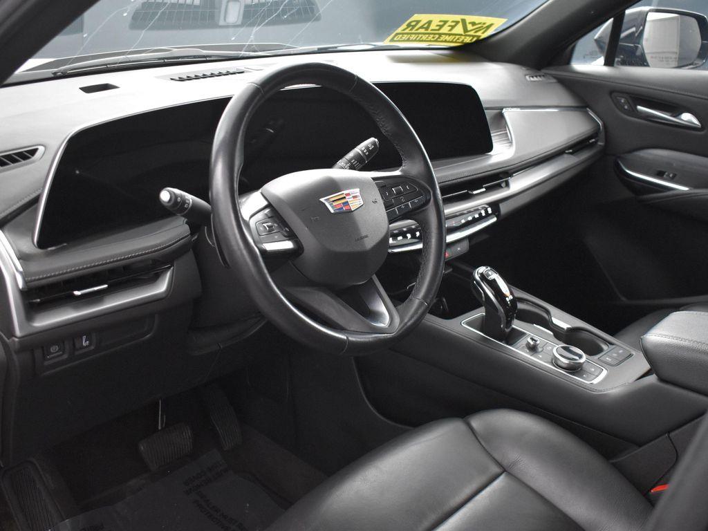used 2024 Cadillac XT4 car, priced at $28,432
