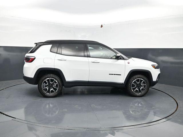 new 2026 Jeep Compass car, priced at $38,598