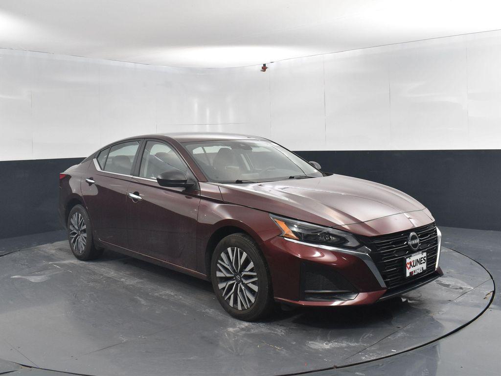 used 2025 Nissan Altima car, priced at $21,171