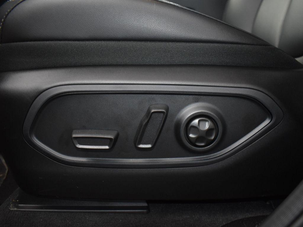 new 2025 Jeep Grand Cherokee car, priced at $47,389