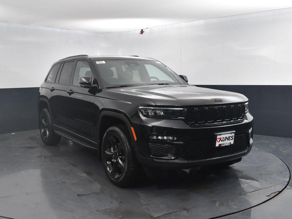 new 2025 Jeep Grand Cherokee car, priced at $47,389