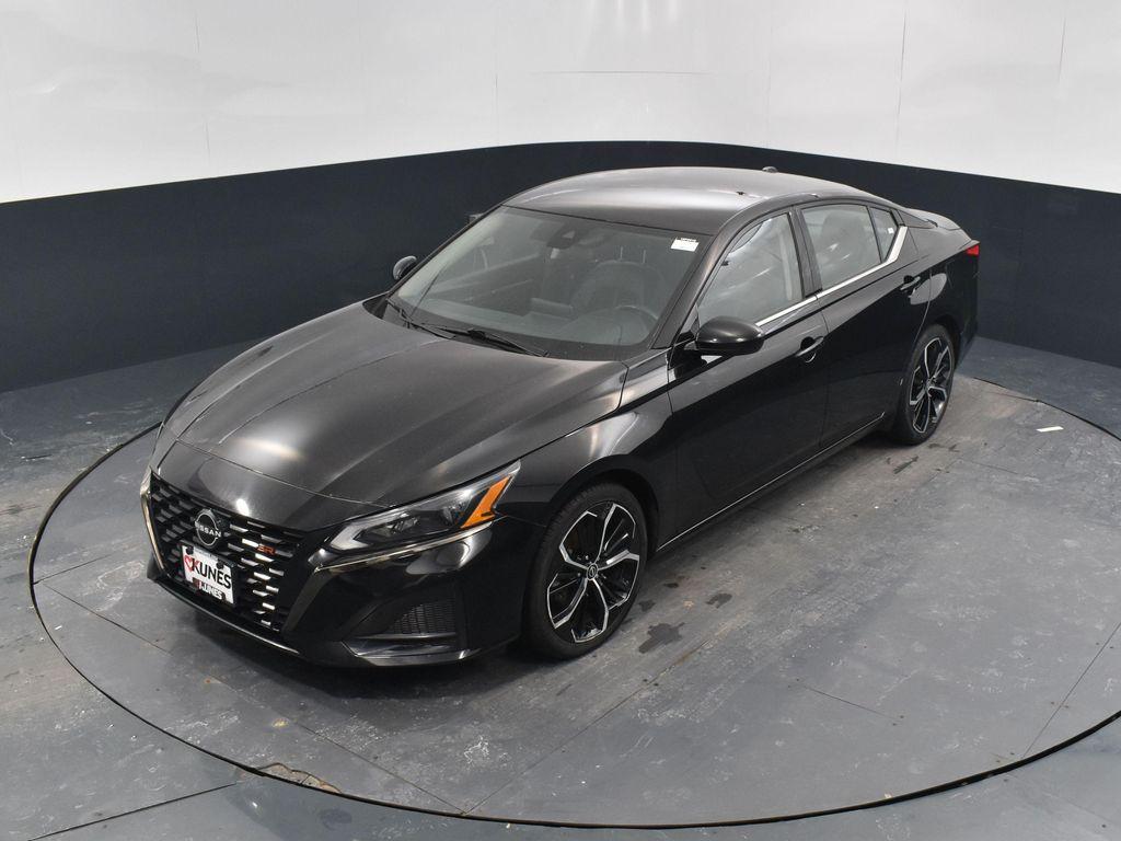 used 2023 Nissan Altima car, priced at $19,708