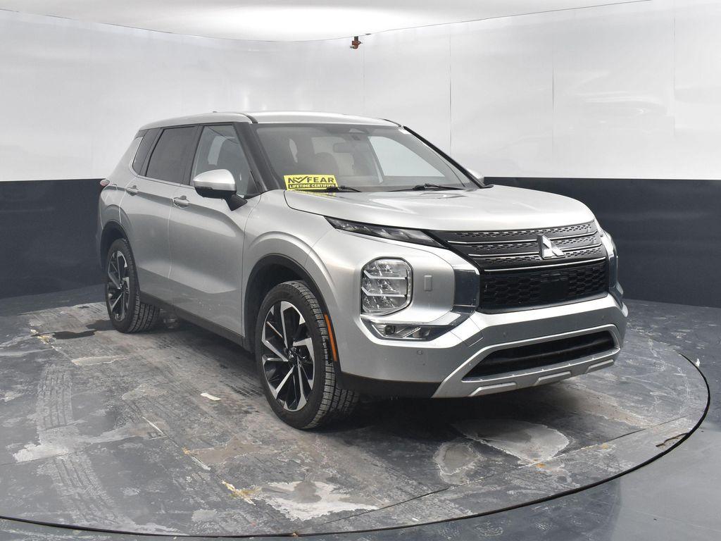 used 2024 Mitsubishi Outlander car, priced at $22,805