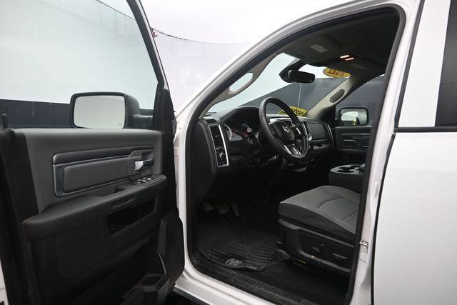 used 2022 Ram 1500 Classic car, priced at $29,184