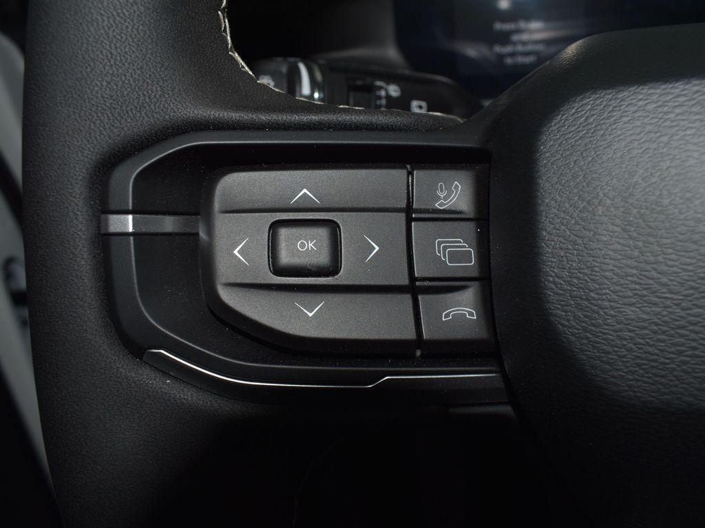 new 2026 Jeep Cherokee car, priced at $45,827