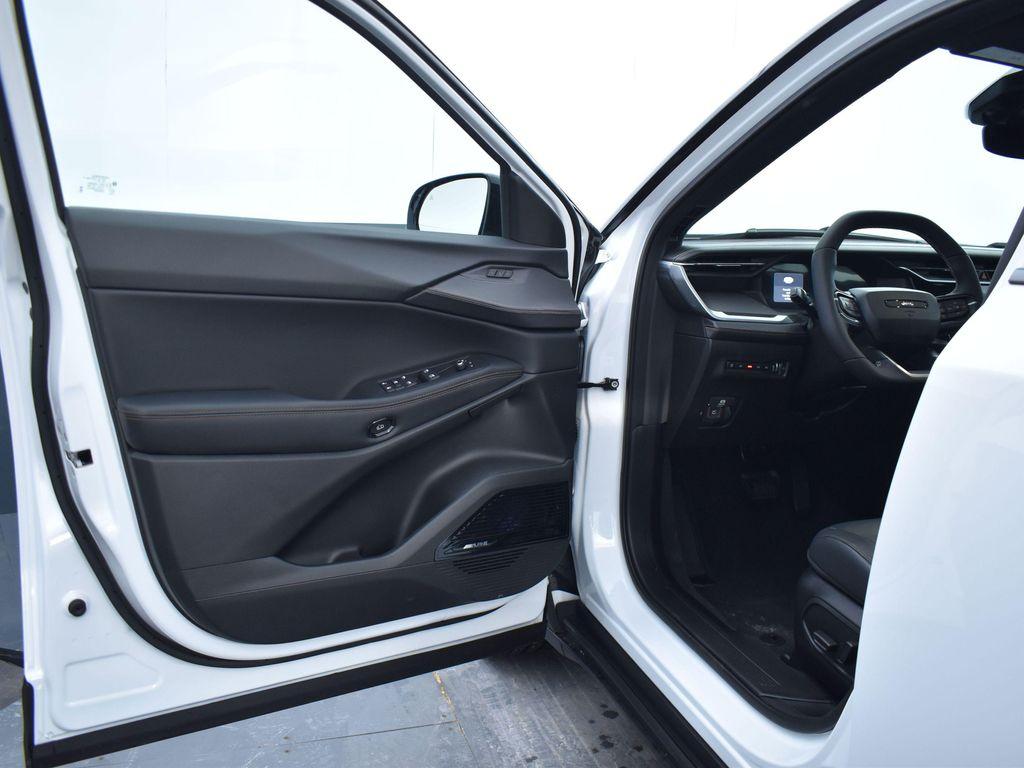 new 2026 Jeep Cherokee car, priced at $45,827