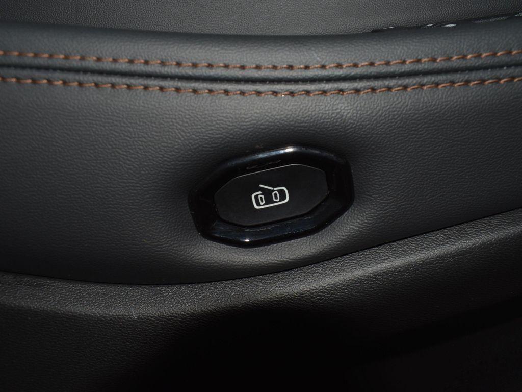 new 2026 Jeep Cherokee car, priced at $45,827