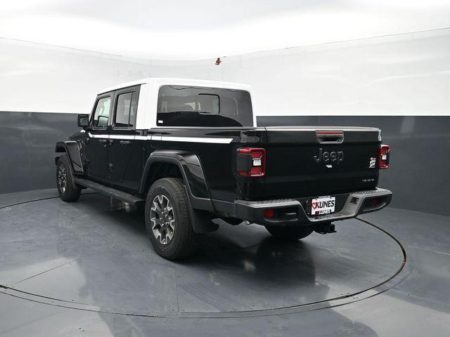 new 2026 Jeep Gladiator car, priced at $55,879