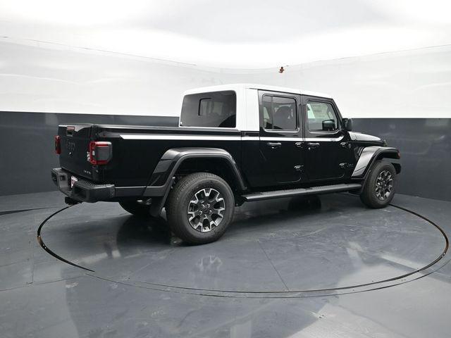 new 2026 Jeep Gladiator car, priced at $55,879