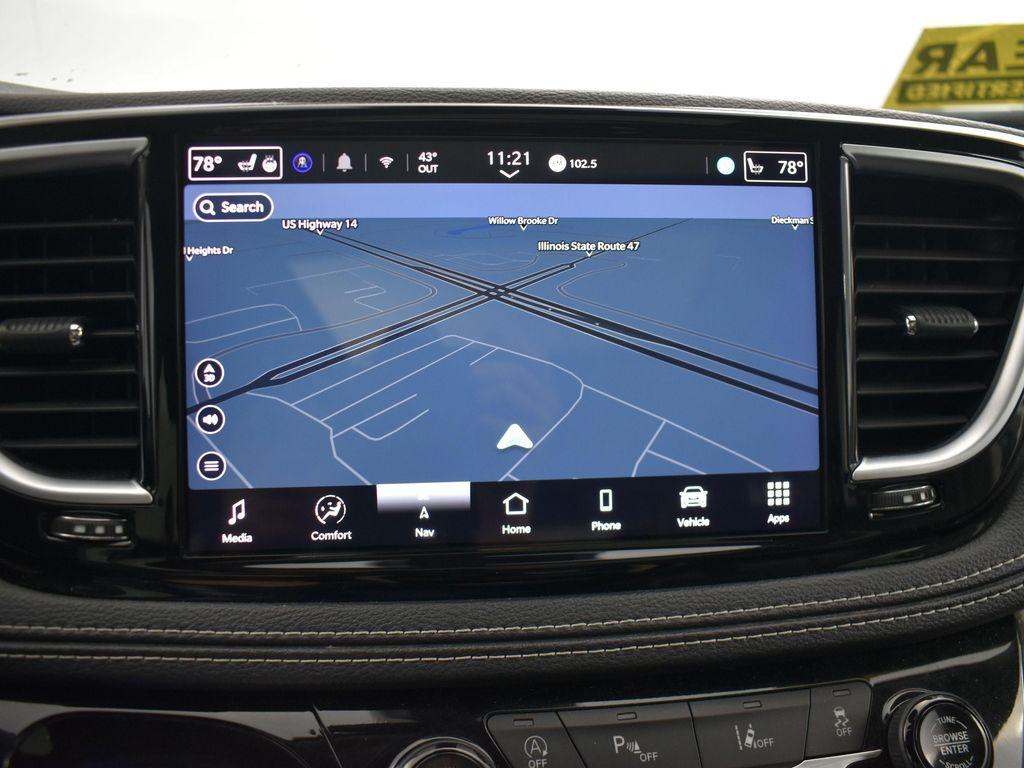 used 2023 Chrysler Pacifica car, priced at $26,995