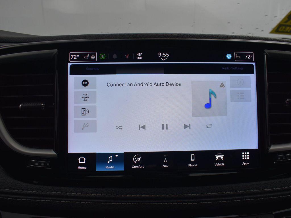 used 2024 Chrysler Pacifica Hybrid car, priced at $28,907