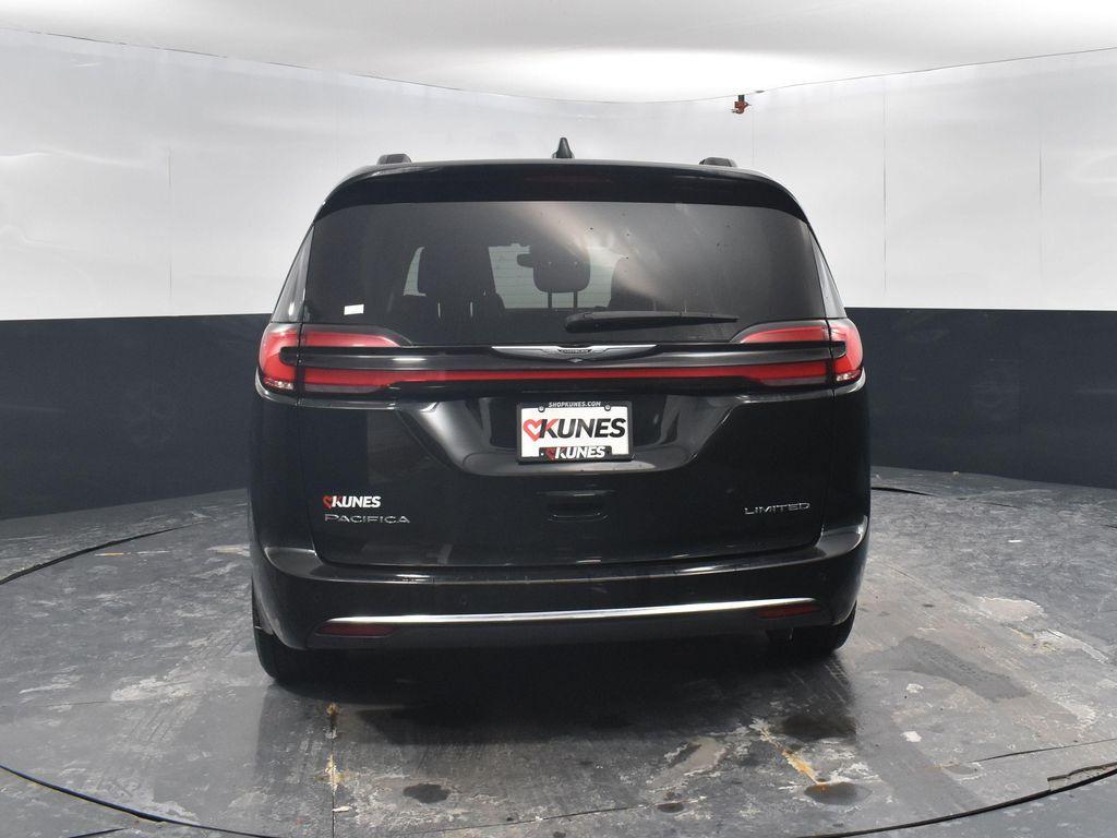 used 2023 Chrysler Pacifica car, priced at $25,436