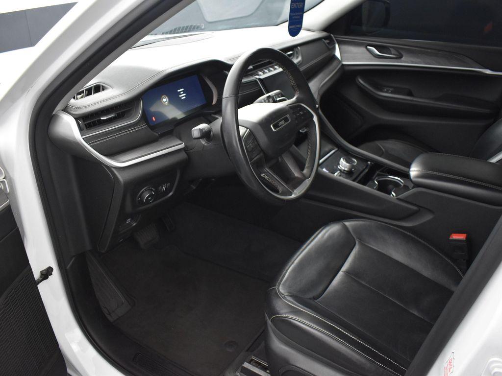 used 2023 Jeep Grand Cherokee car, priced at $27,687