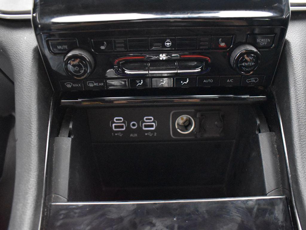 used 2023 Jeep Grand Cherokee car, priced at $27,687