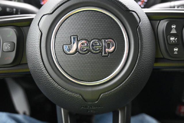 new 2027 Jeep Gladiator car, priced at $65,954