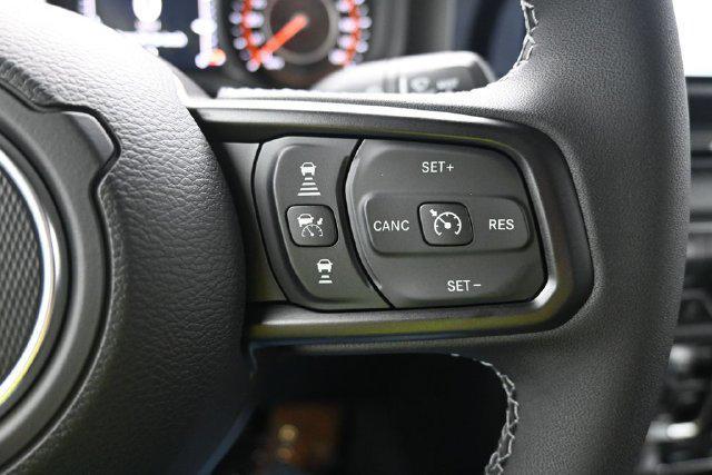 new 2027 Jeep Gladiator car, priced at $65,954