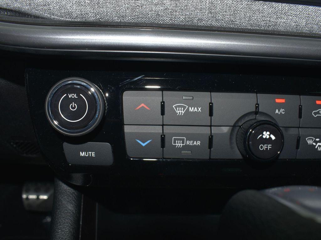 new 2025 Jeep Compass car, priced at $25,210