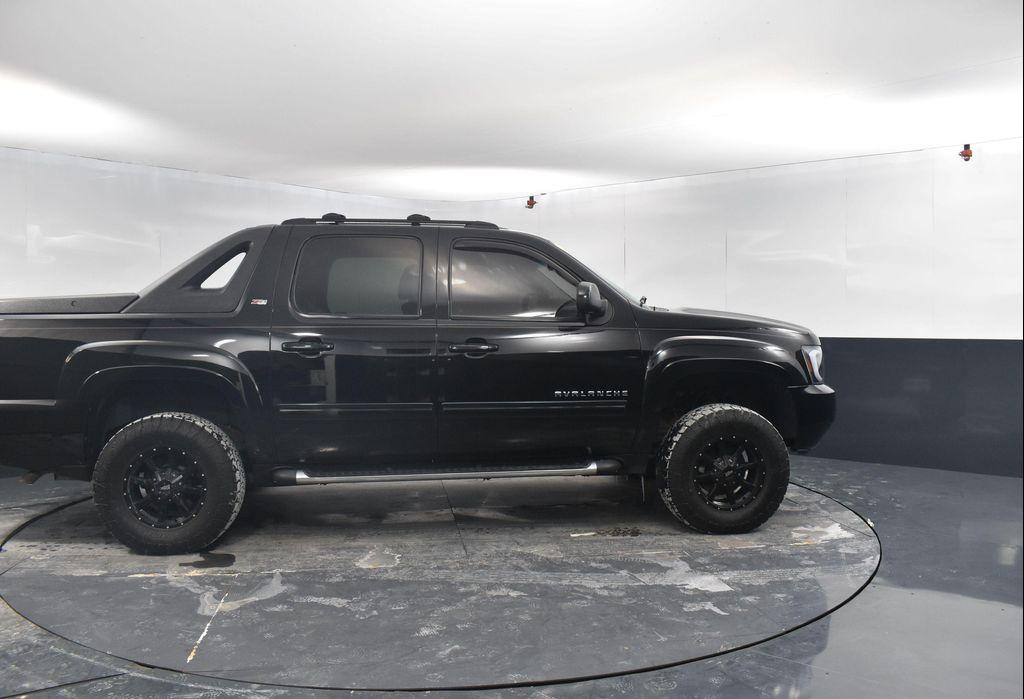used 2011 Chevrolet Avalanche car, priced at $14,495