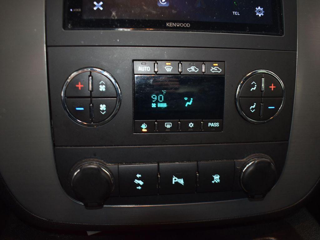 used 2011 Chevrolet Avalanche car, priced at $14,495