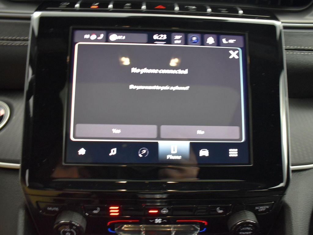 new 2025 Jeep Grand Cherokee car, priced at $46,016