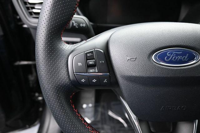 used 2025 Ford Escape car, priced at $25,096