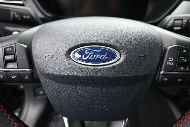 used 2025 Ford Escape car, priced at $25,096
