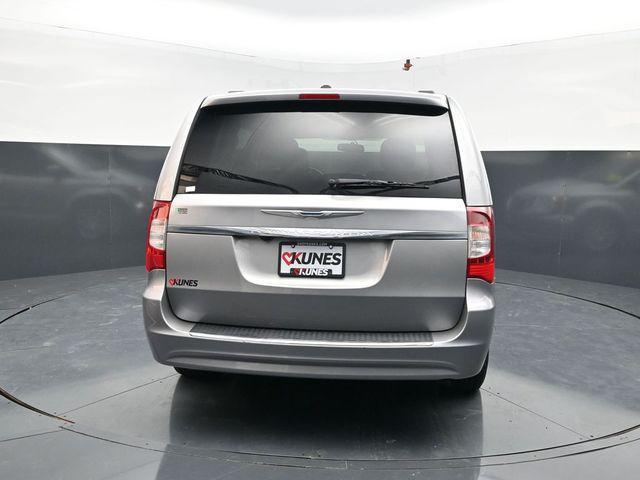 used 2016 Chrysler Town & Country car, priced at $11,995