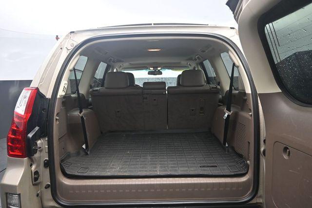 Lexus GX view 41