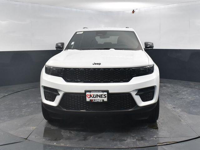 new 2025 Jeep Grand Cherokee car, priced at $44,341