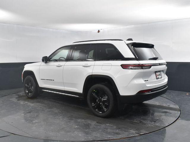new 2025 Jeep Grand Cherokee car, priced at $44,341