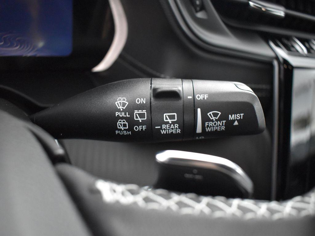 new 2025 Jeep Grand Cherokee car, priced at $44,928