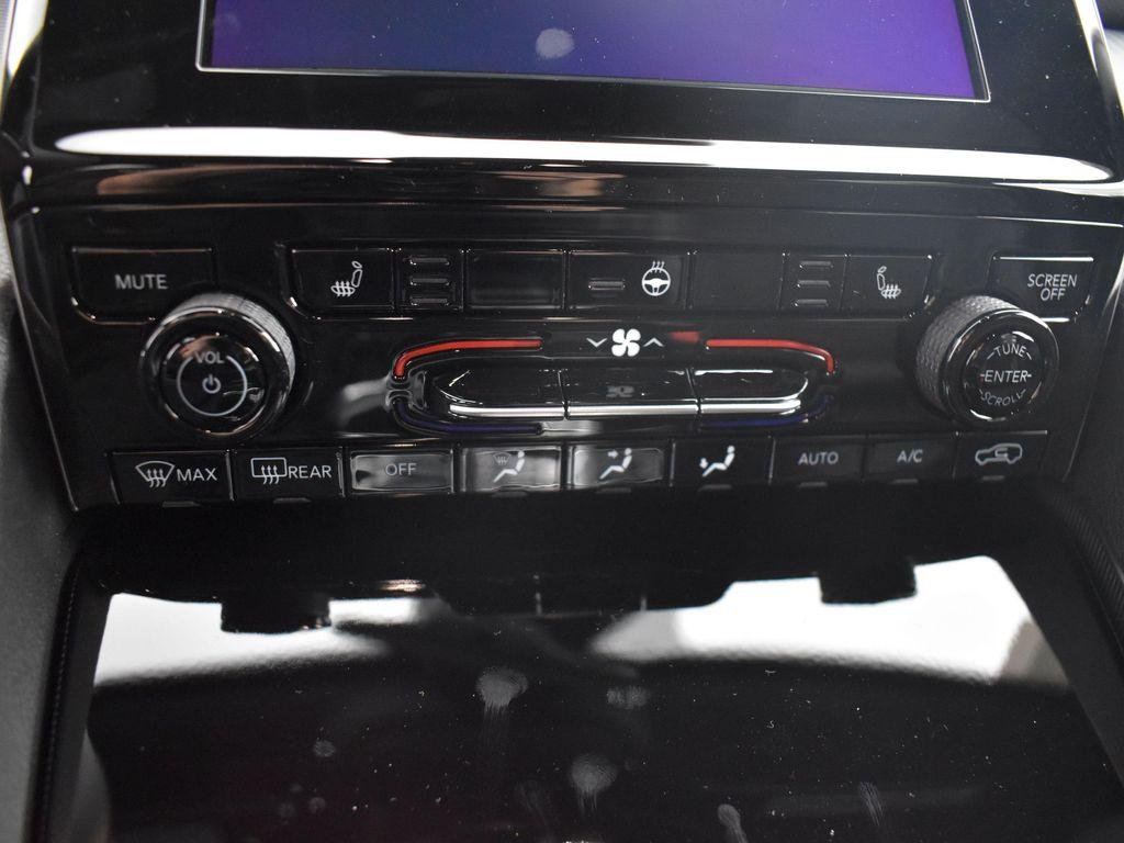 new 2025 Jeep Grand Cherokee L car, priced at $45,151