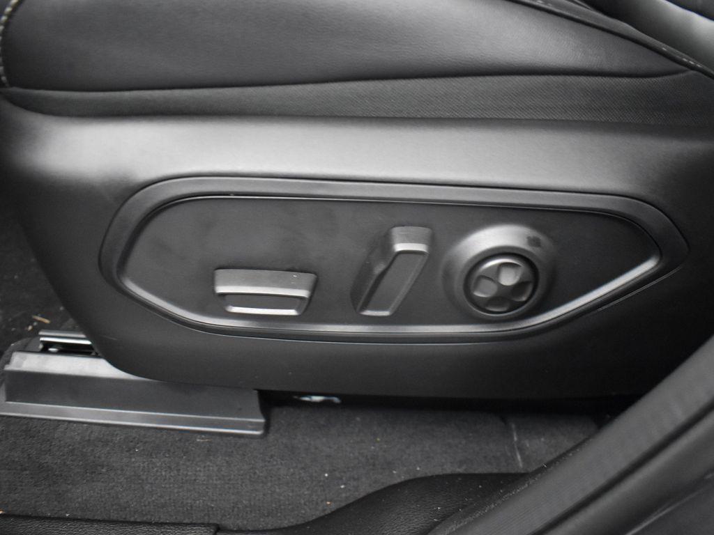 new 2025 Jeep Grand Cherokee L car, priced at $48,885