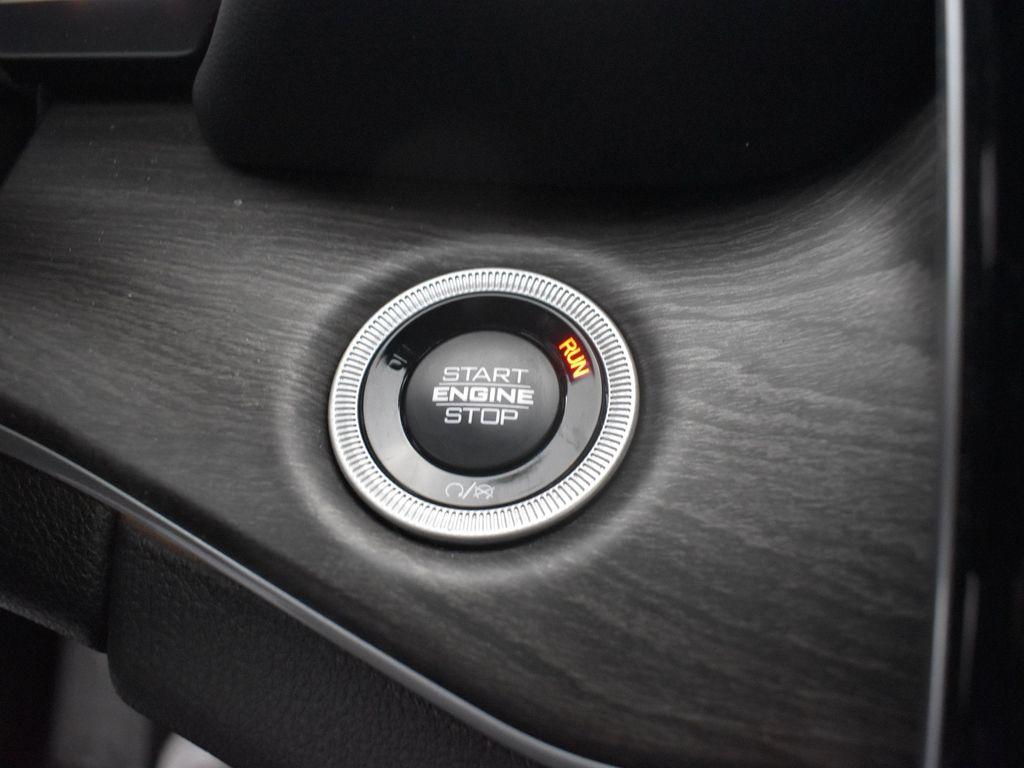 new 2025 Jeep Grand Cherokee L car, priced at $48,885