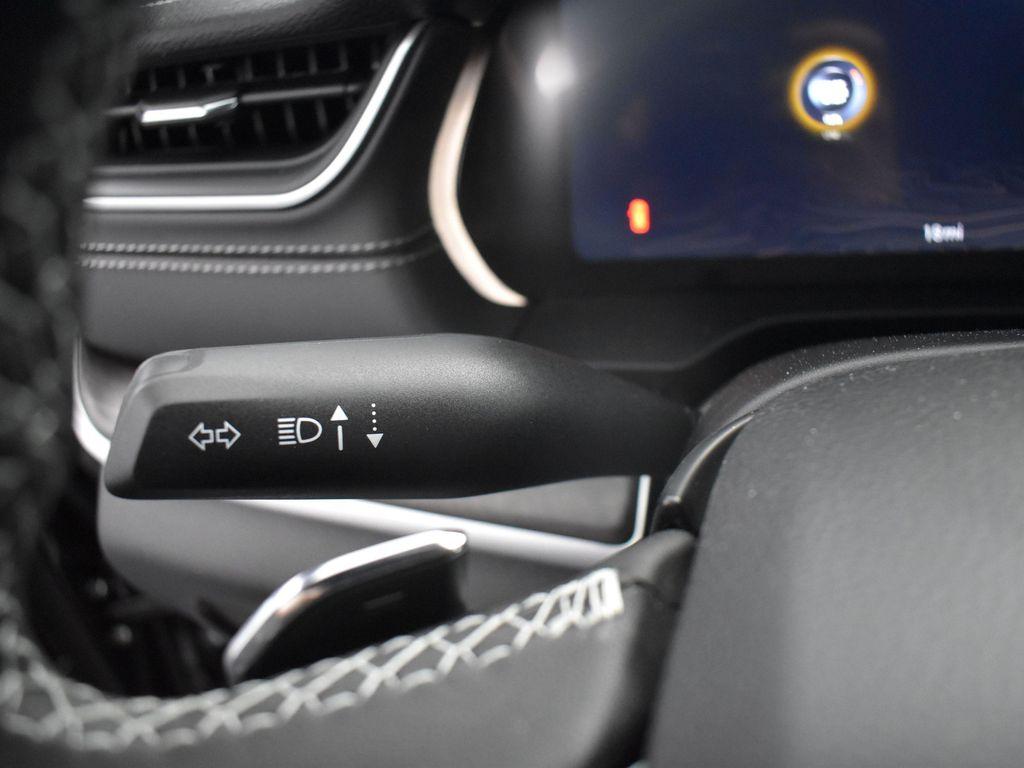 new 2025 Jeep Grand Cherokee L car, priced at $48,885