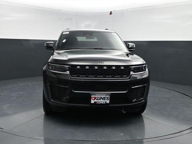 new 2026 Jeep Grand Cherokee car, priced at $46,059
