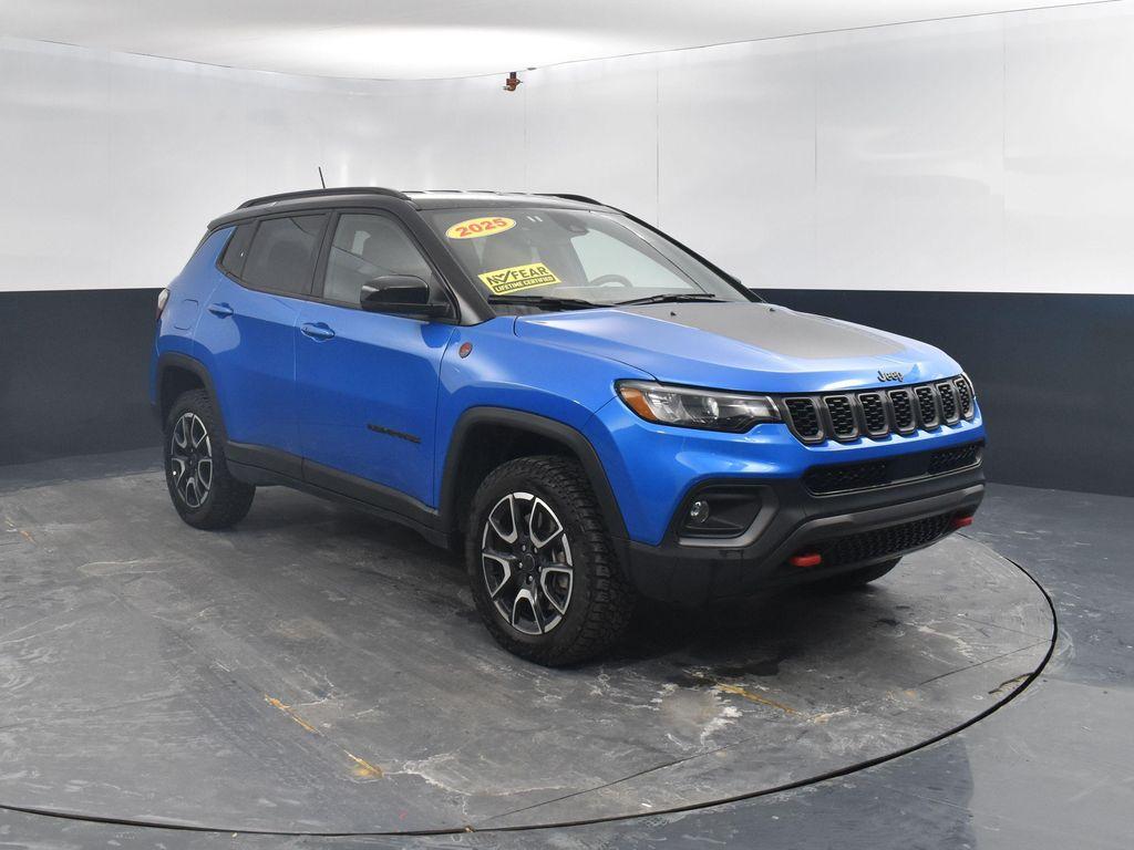 used 2025 Jeep Compass car, priced at $26,286