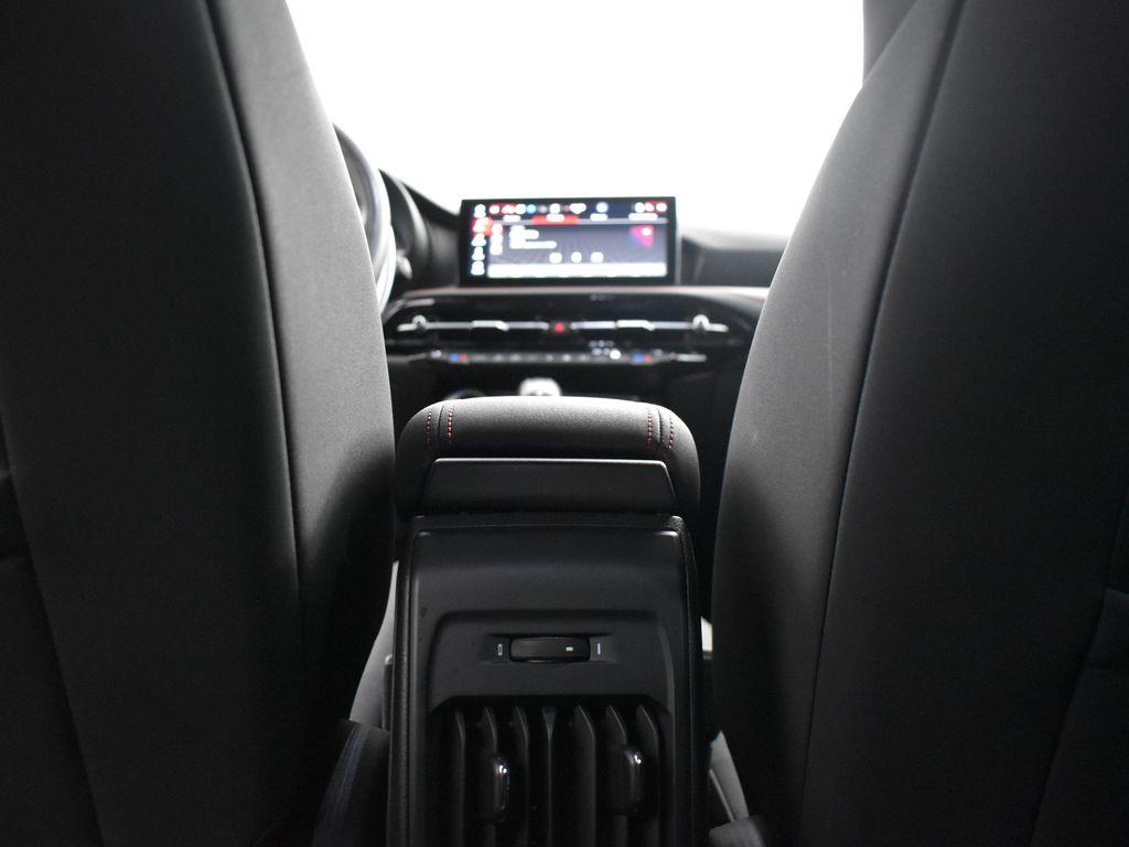 used 2024 Dodge Hornet car, priced at $19,304