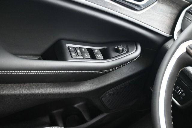 new 2026 Jeep Grand Cherokee car, priced at $44,455